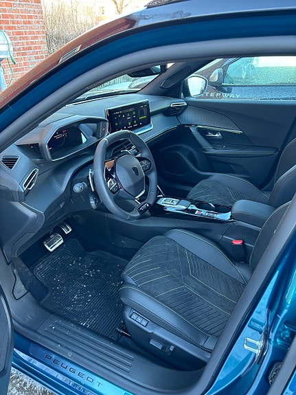 Peugeot 2008 5 of 5