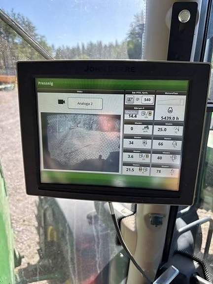John Deere 6215 R AutoPower 5 of 6