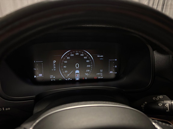 Volvo V90 Cross Country 12 of 18