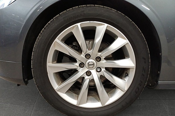 Volvo V90 16 of 17