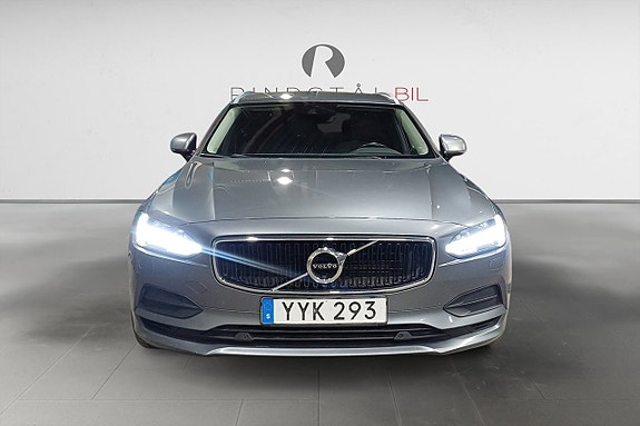 Volvo V90 10 of 17
