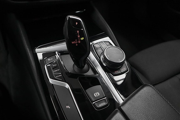 BMW 520d 10 of 16