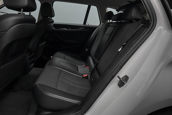 BMW 520d 13 of 16