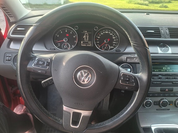 Volkswagen Passat 6 of 9
