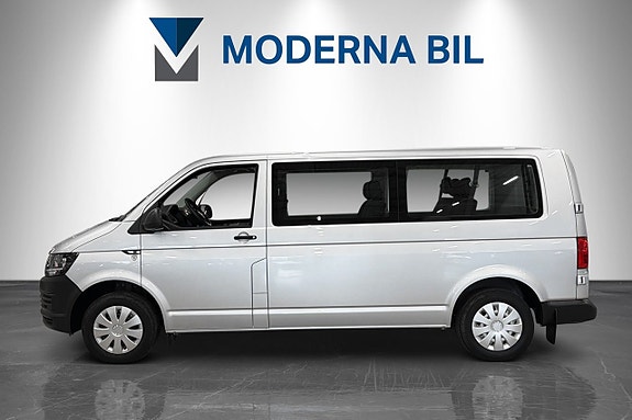 Volkswagen Caravelle 2 of 5
