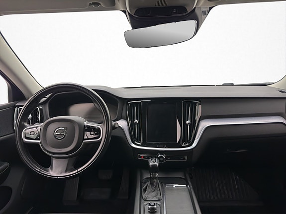 Volvo V60 11 of 29