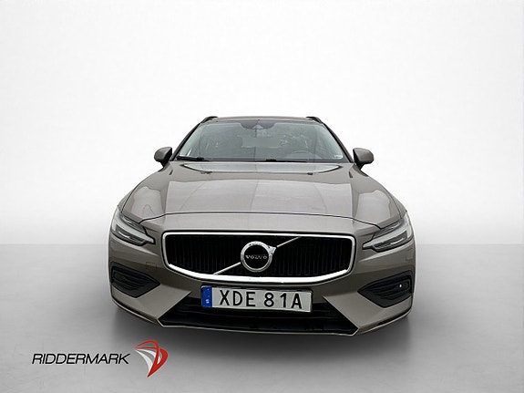 Volvo V60 2 of 5