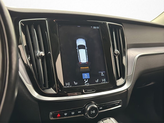 Volvo V60 17 of 29