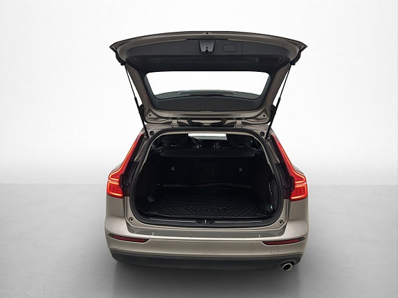 Volvo V60 25 of 29