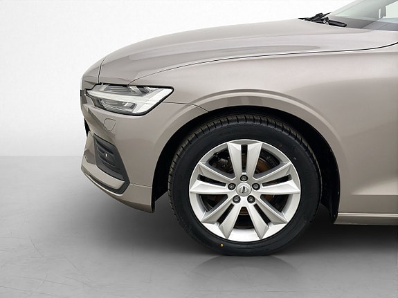 Volvo V60 28 of 29
