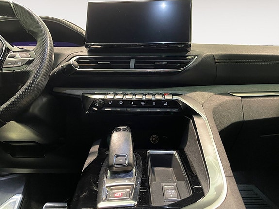 Peugeot 5008 18 of 22