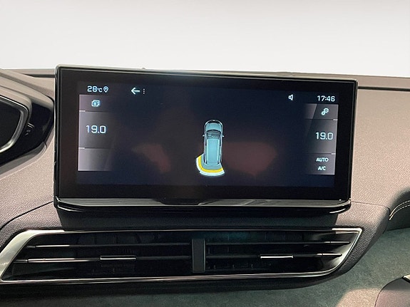 Peugeot 5008 16 of 22