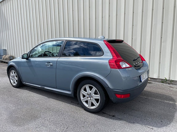 Volvo C30 3 of 6