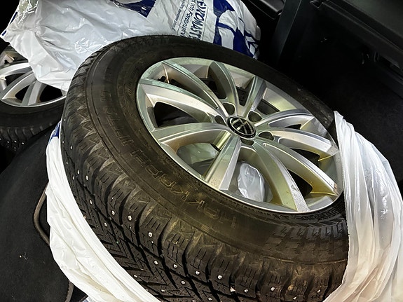 Volkswagen Tiguan 11 of 14
