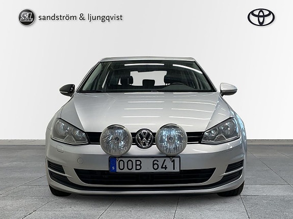 Volkswagen Golf VII