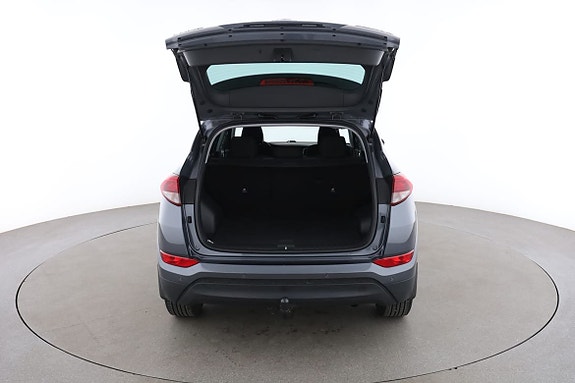 Hyundai Tucson 17 of 30