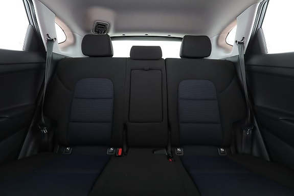Hyundai Tucson 16 of 30