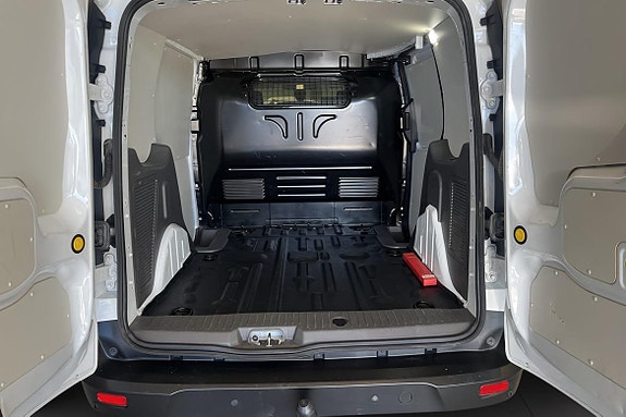 Ford Transit Connect 4 of 5