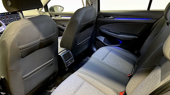 Volkswagen Golf I 11 of 19