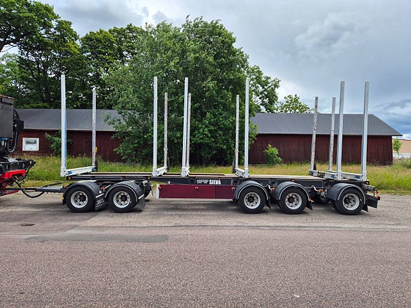 Scania R590 6x4 komplett timmerekipage 9 of 12
