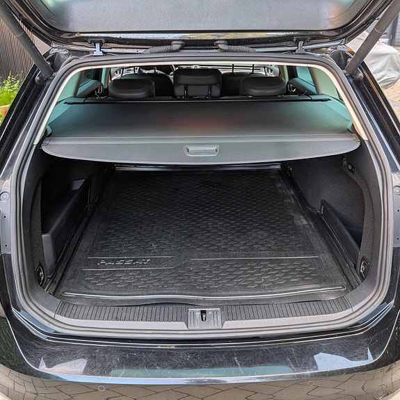 Volkswagen Passat 14 of 14