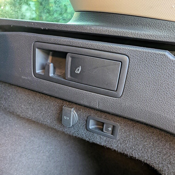 Volkswagen Passat 13 of 14