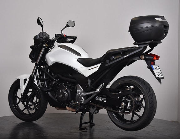 Honda NC750S/ TOPBOX/ NYTT FRAMDÄCK/ 5 of 17