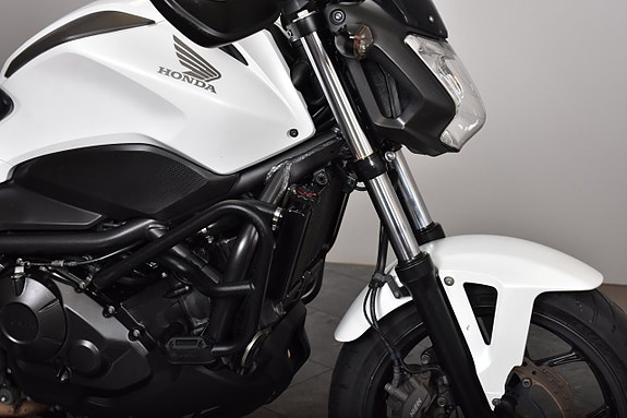 Honda NC750S/ TOPBOX/ NYTT FRAMDÄCK/ 14 of 17