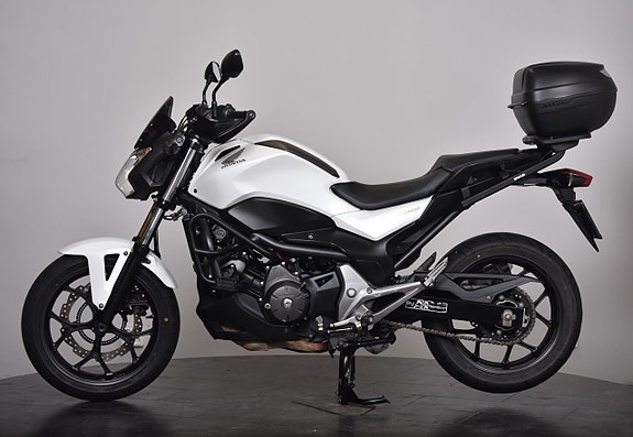 Honda NC750S/ TOPBOX/ NYTT FRAMDÄCK/ 4 of 17