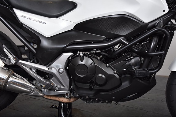 Honda NC750S/ TOPBOX/ NYTT FRAMDÄCK/ 10 of 17