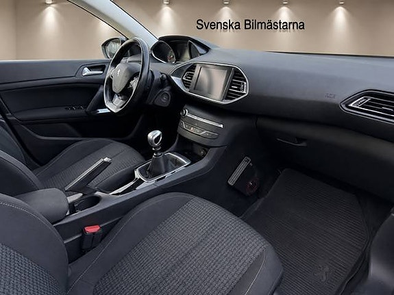 Peugeot 308 12 of 21
