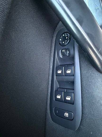 Peugeot 308 21 of 21