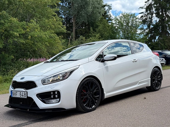 Kia ProCeed 9 of 30