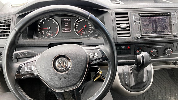 Volkswagen Transporter 4 of 5