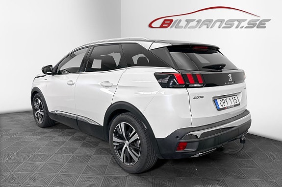 Peugeot 3008 3 of 5