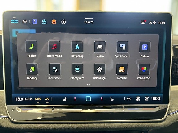 Volkswagen Passat 15 of 16