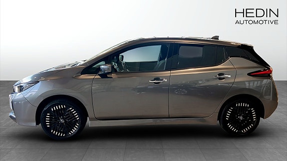 Nissan Leaf 6 of 9