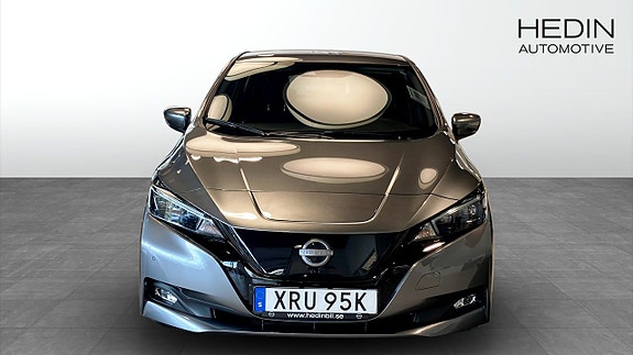 Nissan Leaf 8 of 9