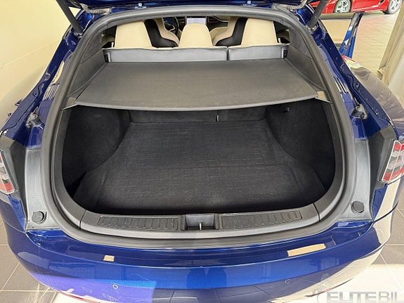 Tesla Model S 7 of 24