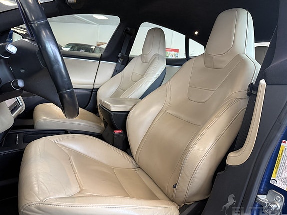 Tesla Model S 18 of 24