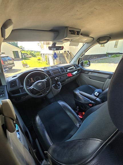 Volkswagen Transporter 4 of 5