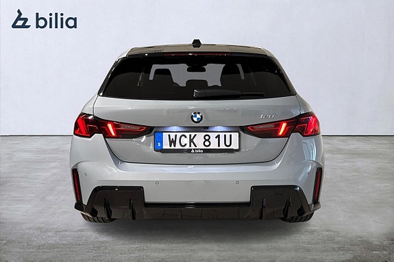 BMW 120 4 of 5