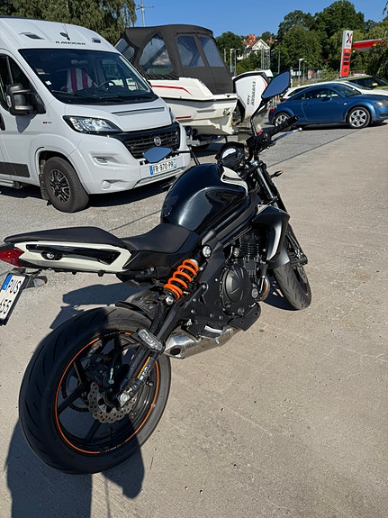Kawasaki Ninja ER-6N 5 of 5