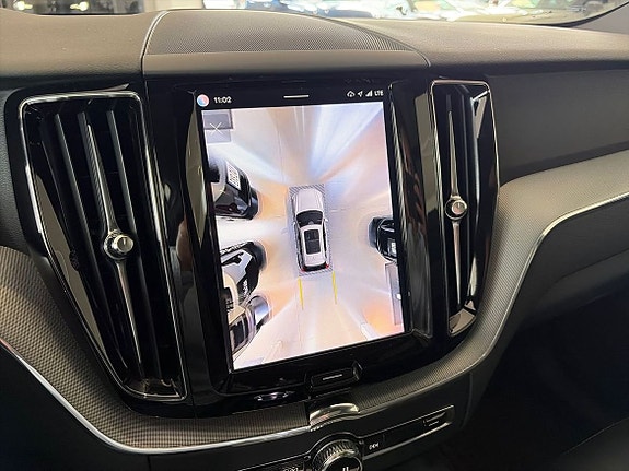 Volvo XC60 15 of 20