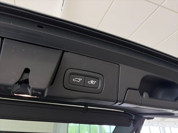 Volvo XC60 18 of 20