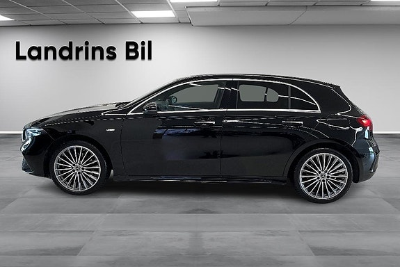 Mercedes-Benz A250 4 of 5