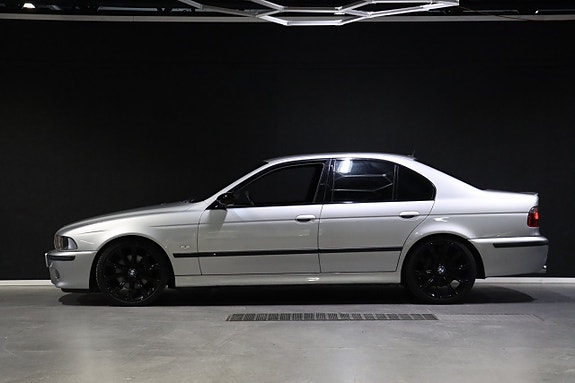 BMW 530i 6 of 21
