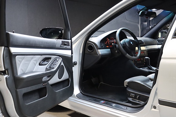 BMW 530i 9 of 21