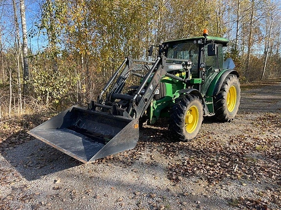 John Deere 5720 2 of 7