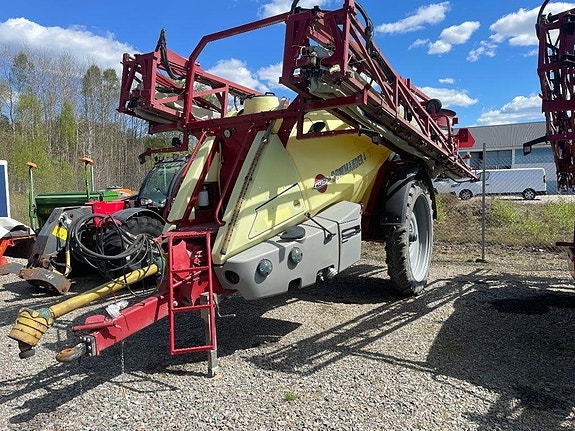 Hardi commander 4400 Twin-24 2 of 5